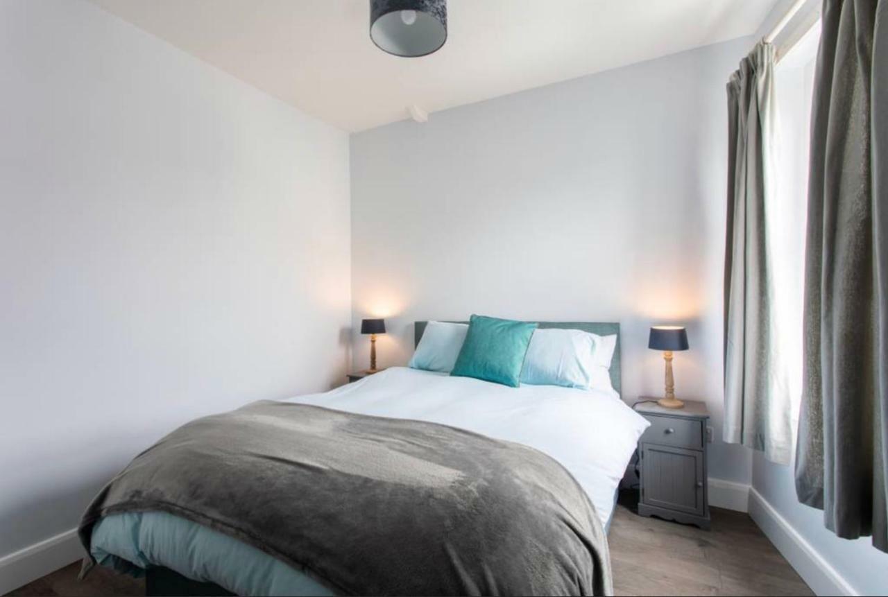 Beautiful Two Bed Mumbles Flat - With Parking Space The Mumbles Exterior foto